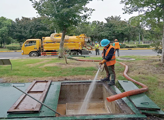 谢通门化油池清理