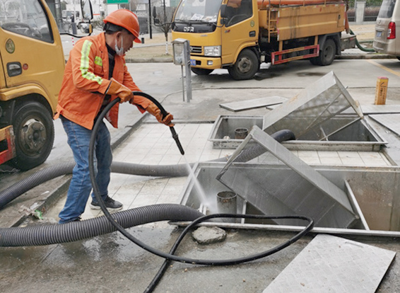 谢通门隔油池清理